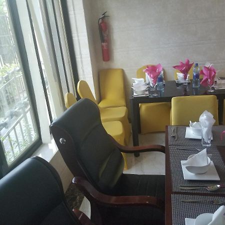 דאר א-סאלאם Star City Hotel מראה חיצוני תמונה
