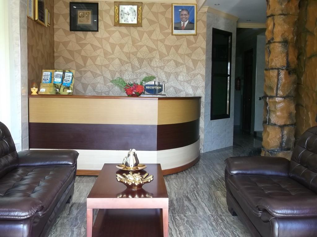 דאר א-סאלאם Star City Hotel מראה חיצוני תמונה